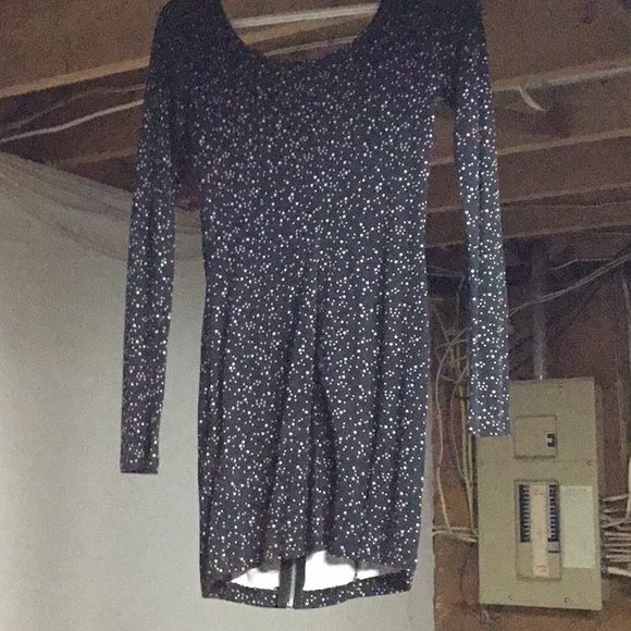 Star pattern dress - Picture 1 of 3